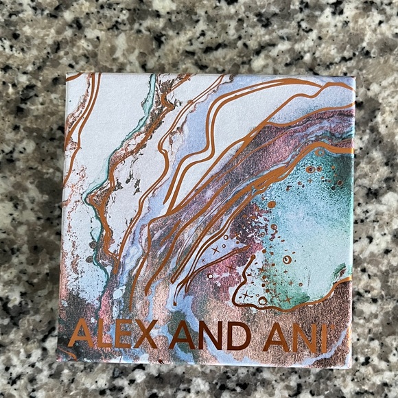 Number 1 Charm Bangle Bracelet - Picture 4 of 5